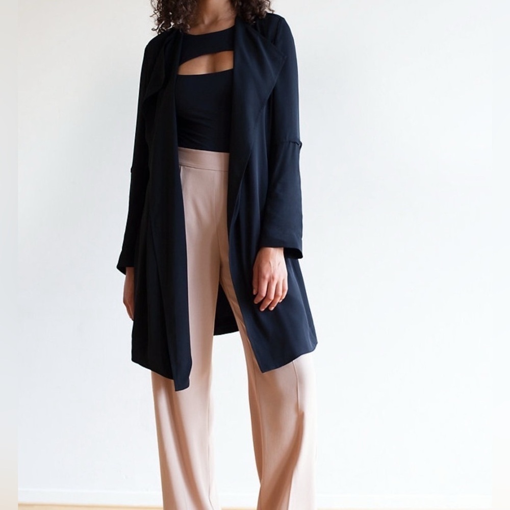 Babaton Quincy Belted Trench Coat Flowy with Pockets in Navy XXSmall - Picture 1 of 15